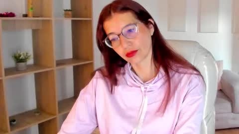 Snapshot of antoneella__ chatting on 19, 10, 2025 Antonella online show from 19, 10, 2025