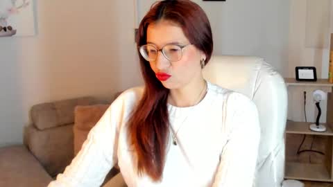 Snapshot of antoneella__ chatting on 5, 12, 2025 Antonella online show from 5, 12, 2025