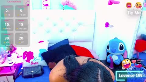 antonela_xx3 online show from 11, 3, 2025