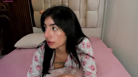 Snapshot of antonella__rouse chatting on 3, 1, 2025 Antonella online show from 3, 1, 2025