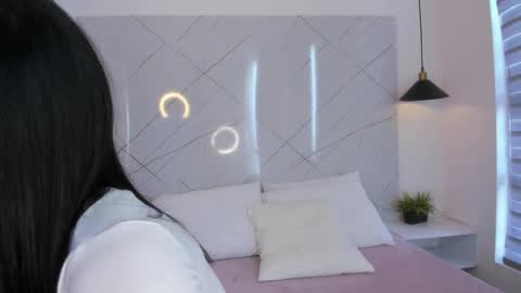 Snapshot of antonella__rouse chatting on 17, 11, 2025 Antonella online show from 17, 11, 2025