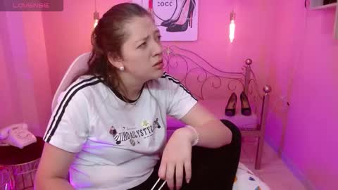 antonella_delgado online show from 26, 2, 2026