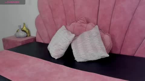 antonella_foxxxx online show from 7, 6, 2026