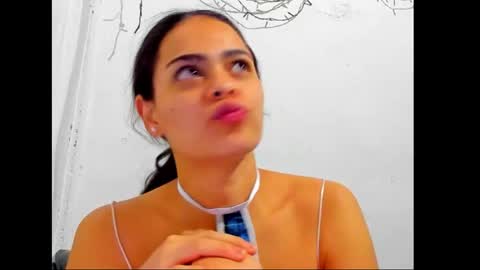 Snapshot of antonella_gomez22 chatting on 16, 1, 2026 Antonella online show from 16, 1, 2026