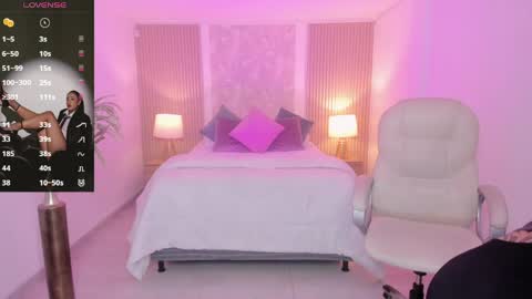  Antonella Grayy  online show from 21, 4, 2026