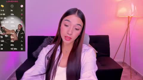 Snapshot of antonella_grayy chatting on 29, 7, 2026 Antonella Grayy online show from 29, 7, 2026