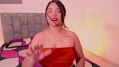 Snapshot of antonella_hot_x chatting on 13, 5, 2026 Antonella online show from 13, 5, 2026