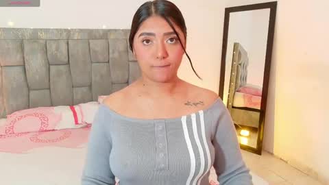 Snapshot of antonella_hot_x chatting on 5, 6, 2026 Antonella online show from 5, 6, 2026