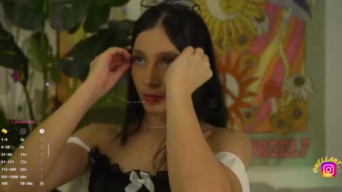 Snapshot of antonella_maitt chatting on 25, 9, 2025 Nell. online show from 25, 9, 2025