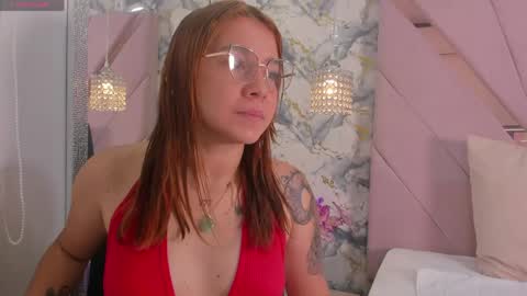 Snapshot of antonella_moon7 chatting on 3, 6, 2026 Antonella Moon 7 online show from 3, 6, 2026