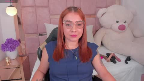 Snapshot of antonella_moon7 chatting on 10, 7, 2026 Antonella Moon 7 online show from 10, 7, 2026