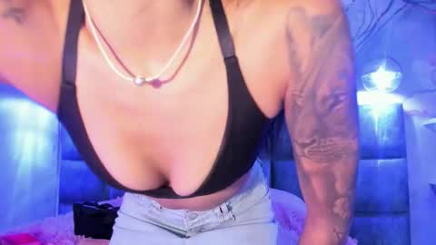 Antonella Rossi online show from 2, 2, 2026