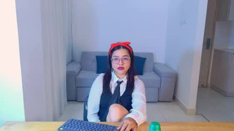 Snapshot of antonellabons chatting on 5, 6, 2026 Antonella online show from 5, 6, 2026