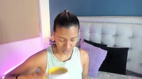 Sarah online show from 22, 2, 2025