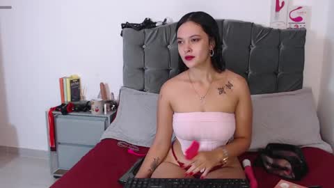 Antonia online show from 22, 4, 2026