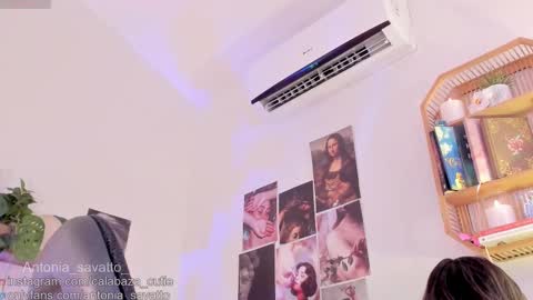 Snapshot of antonia_savatto_ chatting on 9, 10, 2025 o ANTO online show from 9, 10, 2025