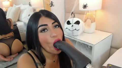 Snapshot of antoniaross chatting on 20, 10, 2025 Antonia online show from 20, 10, 2025