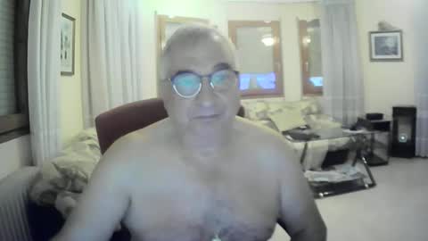Snapshot of antonio2605 chatting on 18, 10, 2025 Antonio online show from 18, 10, 2025