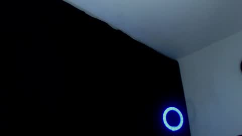 Instagram miguelangel1802  online show from 10, 3, 2025