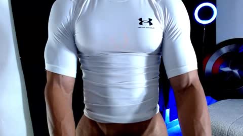 Instagram miguelangel1802  online show from 25, 11, 2025