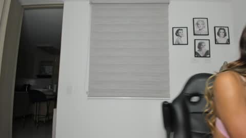 Maria Antonia online show from 22, 12, 2024