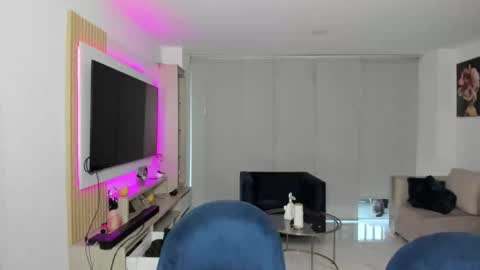 Maria Antonia online show from 19, 1, 2025