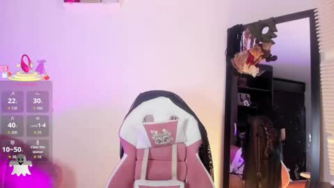 Snapshot of any_preciious chatting on 19, 12, 2025 ana maria online show from 19, 12, 2025