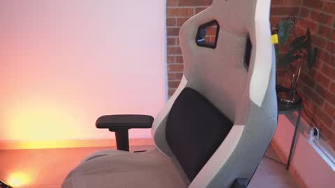 anya online show from 4, 2, 2025