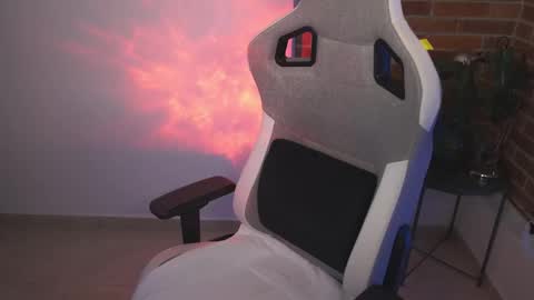 anya online show from 16, 2, 2025