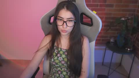 anya online show from 28, 2, 2025