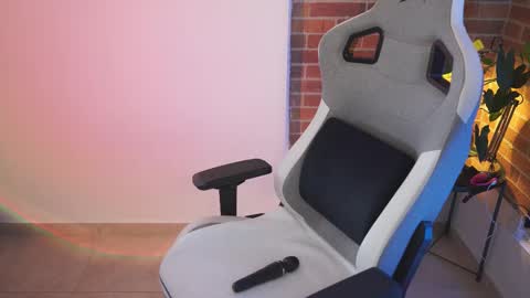 anya online show from 10, 3, 2025