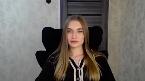 Snapshot of anyasmack chatting on 20, 12, 2025 AnyaSmack online show from 20, 12, 2025