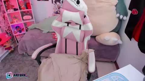 Any online show from 4, 11, 2025