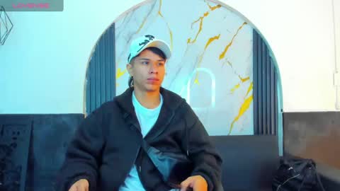 anyelo_sexyhot online show from 5, 10, 2025