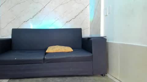 anyelo_sexyhot online show from 15, 10, 2025