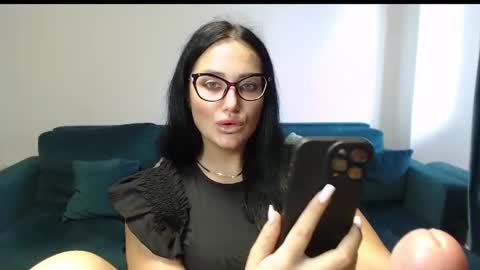 Snapshot of anyevyy chatting on 5, 7, 2026 AnyEvyy online show from 5, 7, 2026