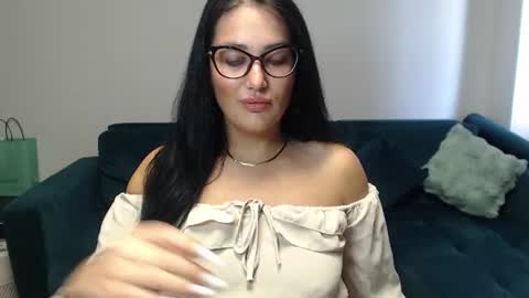 Snapshot of anyevyy chatting on 3, 8, 2026 AnyEvyy online show from 3, 8, 2026