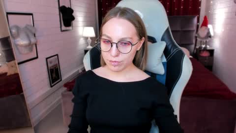 APHEX QUEEN online show from 5, 2, 2025