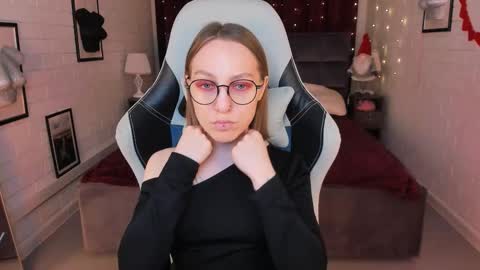 APHEX QUEEN online show from 10, 2, 2025