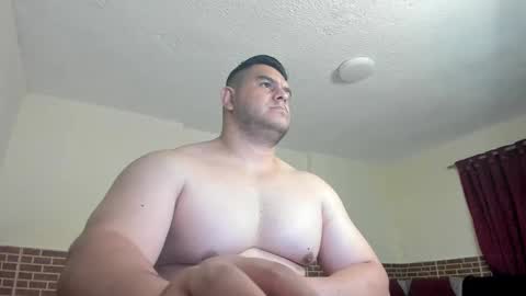 Snapshot of apholov chatting on 9, 10, 2025 follow me here you find me online show from 9, 10, 2025