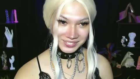 Roman Goddess online show from 6, 2, 2025