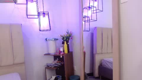 aphril_bluee online show from 3, 8, 2026