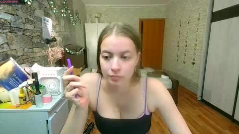 Aphrodite online show from 17, 5, 2026