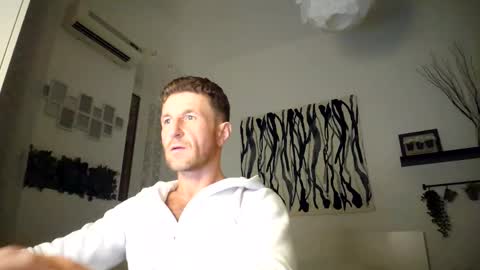 apollobest77 online show from 4, 2, 2025