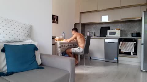 apollobest77 online show from 10, 9, 2025