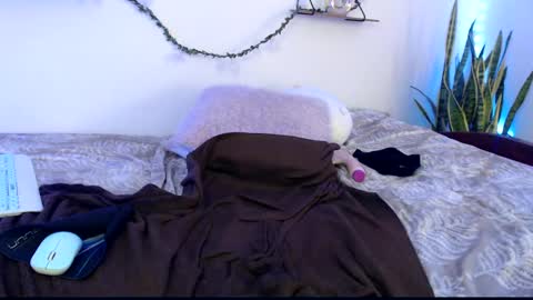 Apolo online show from 12, 1, 2025