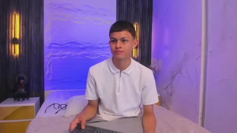   online show from 25, 4, 2026