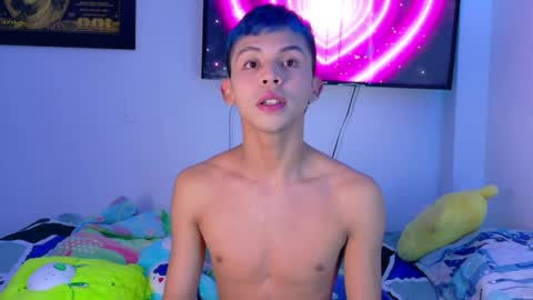 Snapshot of apolo_prince1 chatting on 8, 5, 2026 Apolo online show from 8, 5, 2026
