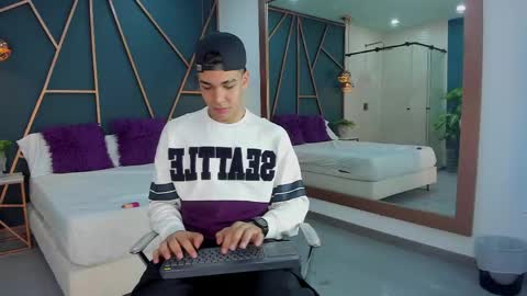 apolojackson2 online show from 26, 5, 2026