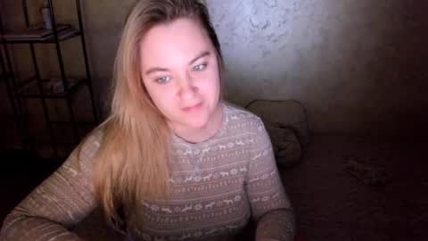 Snapshot of appleyummybuns chatting on 9, 11, 2025 appleyummybuns online show from 9, 11, 2025